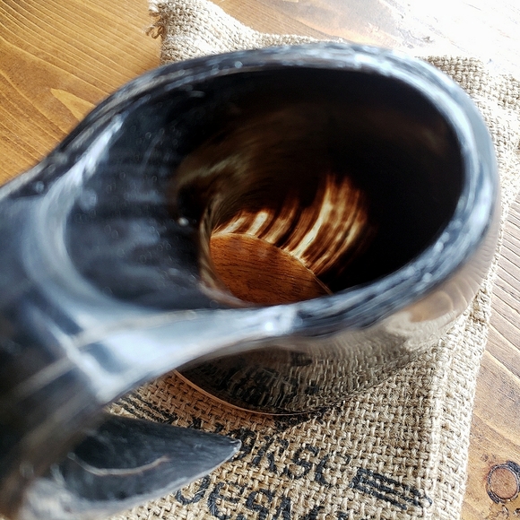 Rustic Horn-Style Drinking Mug in Natural Brown and Cream - Picture 4 of 6